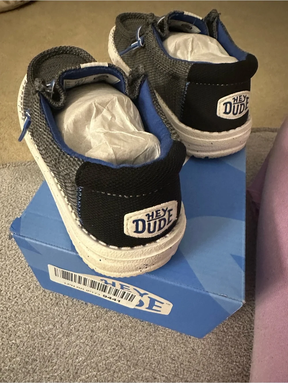 Hey Dude Wally Youth Sox charcoal Casual Shoe size YT2